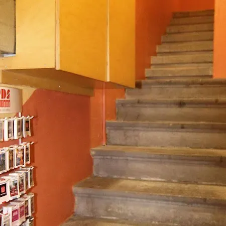 Med Ramblas Apartamento *
