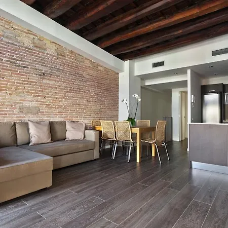 Med Ramblas Apartment